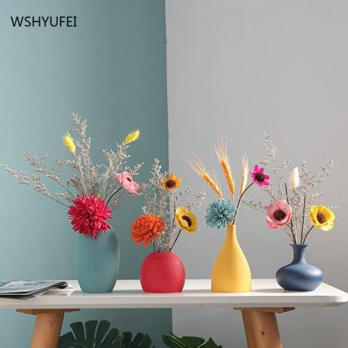 Smooth and exquisite dried flower decoration ceramic vase Nordic creative style living room decoration multi-scene use