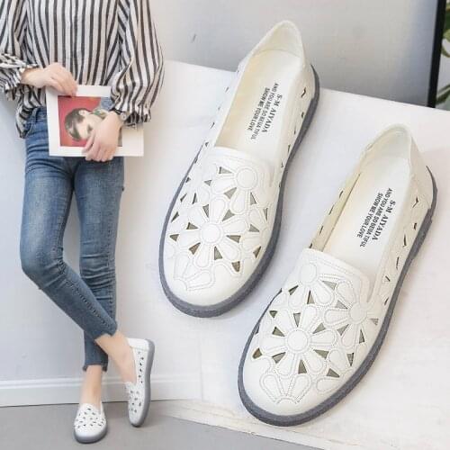 2021 Stylish Women Flats Summer Comfort Breathable Anti-Odor Woman Casual Shoes Soft Sole Foldable Female Loafers Nurse Moccasin