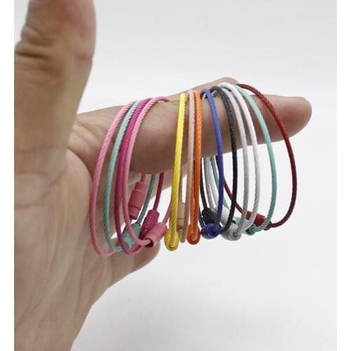 5pcs/lot stainless steel wire rope keychain with keychain, key ring, colorful chain links, mens and womens accessories