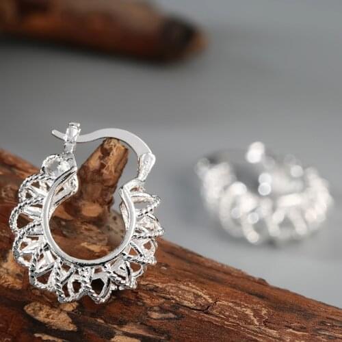 Classic Lady Hip Hop Style Earring Luxury Silver Color Hoop Earrings Wedding Fashion Jewelry Accessories for Women Party Gift