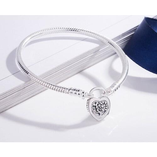 Free Shipping Authentic 925 Sterling Silver Shining Family Tree lock Bracelets Fit Original Charms For Women DIY Jewelry Bangle