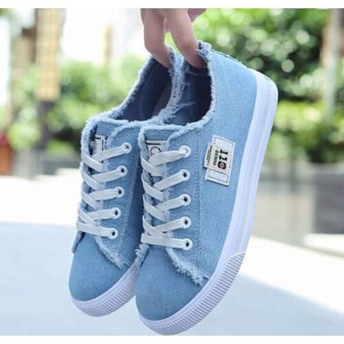 2018 New Fashion Women Flats Classic Spring Autumn Denim Womens Shoes Round Toe Girls Canvas Shoes Designer Sneakers