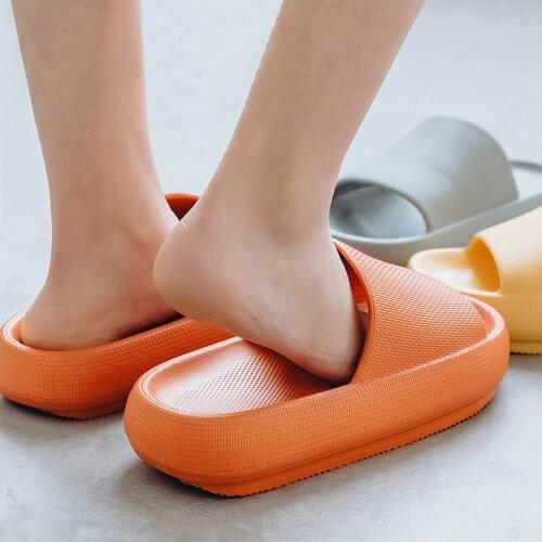 Dropshipping Women Men Summer Fashion Slippers Sandals Beach High Heels No-Slip Soft Sole Boys Girls Bathroom Shoes