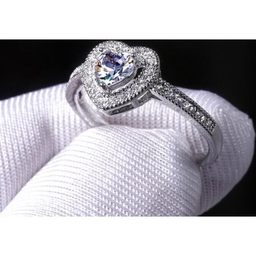 Women Engagement Wedding Zircon Ring Crystal Heart Rings Gift for Love Fashion Jewelry Accessories Size 6-10