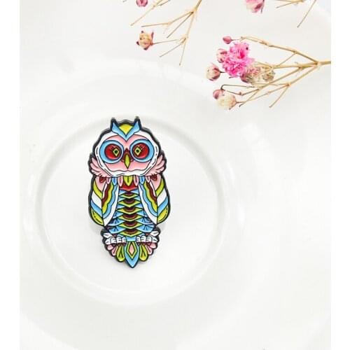Monkey King uniform owl Enamel Brooch Colorful Owl Nocturnal animals Lapel Pin Multicolored Feather owl Fashion creative badge