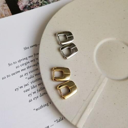 WTLTC Fashion Metal Small Tiny Square Hoop Earrings for Women Statement Geometric Ear Hoops Earrings Personality Jewelry 2021