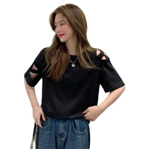 Fashion Tshirt Femme 2021 Summer New Style Shoulder Sleeve Hole Niche Design Sense Black Short-Sleeved T-Shirt Women Loose Top