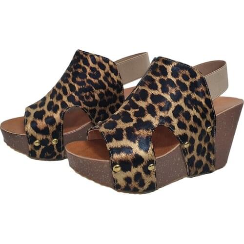 Wedge Heel Sandals High Heel Fish Mouth Wild Hand-sewn Shoes Retro Artificial Leather Fashion Rivet Solid Color Womens Shoes