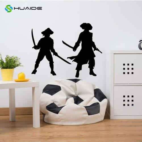 Gym Sport Vinyl Wall Sticker Lets Fight Captain Pirates Adventure Kids Room Wall Decal Playground Home Decor Wall Art Mural A67