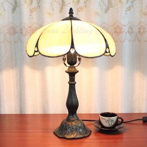 12 Inch Flesh Country Flowers Tiffany Table Lamp Country Style Stained Glass Lamp for Bedroom Bedside Lamp E27 110-240V