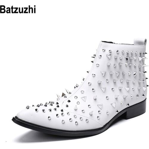 Batzuzhi Rock Men Boots with Rivets Spikes White Leather Boots Men Pointed zapatos de hombre White Man Wedding Boots Party Botas