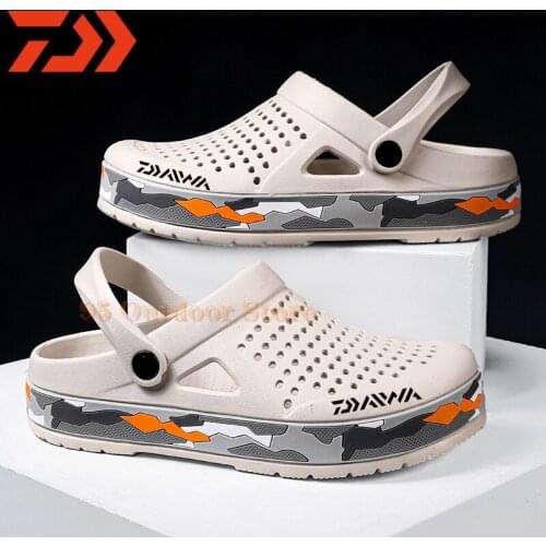 Daiwa Fishing Sandals Summer Leisure Hole Shoes Outdoor Mountaineering Beach Half Slippers Daiwa Men Non-slip Slippers