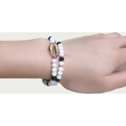 KBJW Original Jewelry New Design White and Black Beads Bracelet Alloy Gold Color Shell Conch Cowries Shape Charm Bracelets Women
