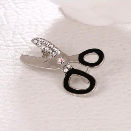 Elegant Womens Handmade Small Scissor Brooch Pin Jewelry for Party Gift Rhinestone Corsage Clips