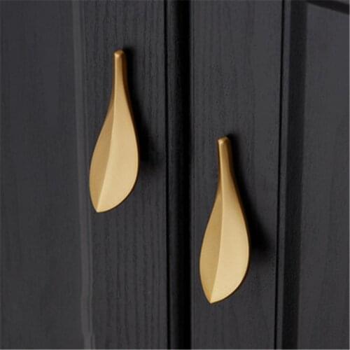 1pc Nordic Style Solid Zinc Alloy Leaf Shaped 32mm Hole Distance Cabinet Knob Door Pulls Furniture Handles Knob Home Decoration
