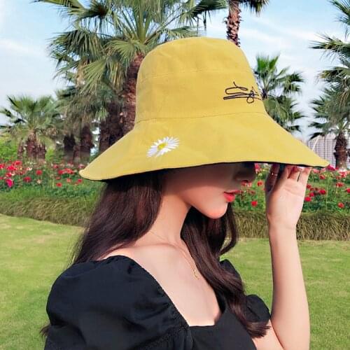 Daisy Double-Sided Fisherman Hat Cool Girls All-match Casual Bucket Hat Sunbonnet Yellow Hat Hiking Hat Bucket Hats