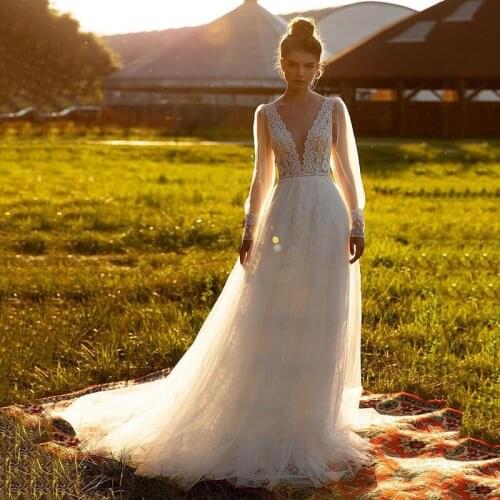 Charming Boho Wedding Dress Lace Long Sleeve Bride Dresses 2021 Vintage Wedding Gowns Women Dots Tulle Scoop Buttons Trouwjurk