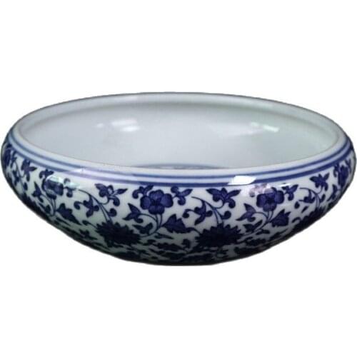 Chinese Old Porcelain Blue And White Lotus Pattern Brush Wash