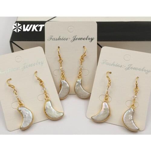 WT-E436 Gold Dipped Crescent Shape Freshwater Pearl Drop With Rosary Chain Earwire Vogue Earring Women Elegant Earring