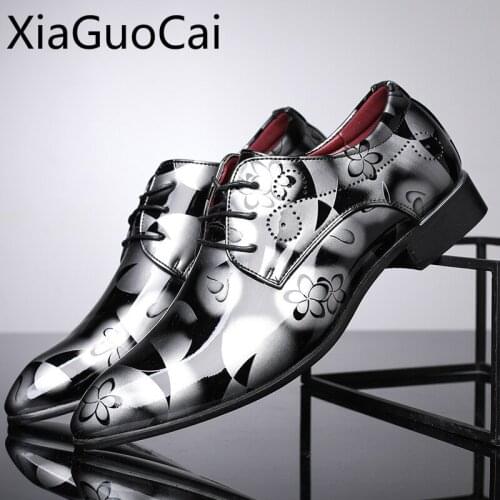 Plus Size 45, 46, 47 Mens Flat Shoes England Flower Leather Mens Dress Shoes PU Height Increasing Formal Shoes