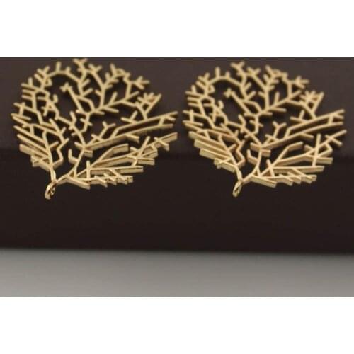 Retro Filigree Leaf Branch Pendant Charms Connectors Quality Gold Color Metal DIY Stuffs Hanging on Earrings Jewelry Accessories