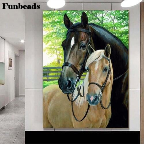 5D DIY Diamond Embroidery Mother Horses Lover full round Square Rhinestone Sets Diamond Painting Cross Stitch Needleworks ff4271