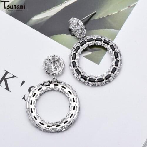 Delicate Simple Design Cubic Zirconia Paved Round Stud Earrings Fashion Jewelry Drop Earrings New Design Romantic Fine Jewelry