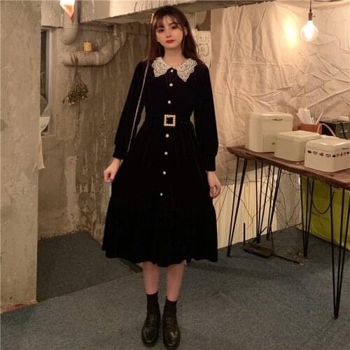 Womens dress spring and winter bottoming black dresses 2021 new Hepburn style long black dress with waist belt