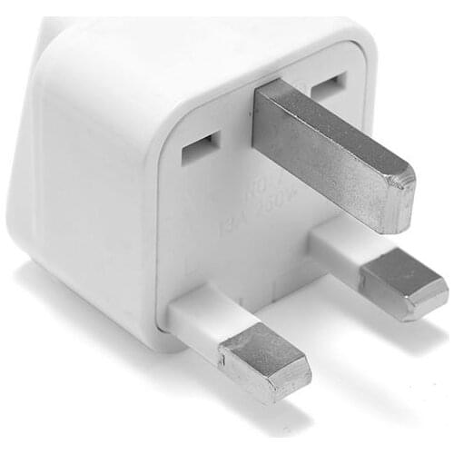 100pcs Universal UK Plug Adapter US American EU European AU To British 3 Pin Travel Power Adapter Plug Socket Electric Outlet