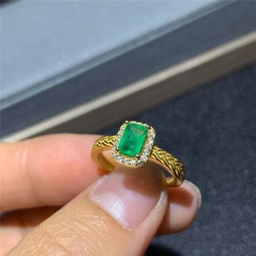 Natural emerald ring 4 * 6 mm rectangular emerald ring precious Gemstone exquisite jewelry