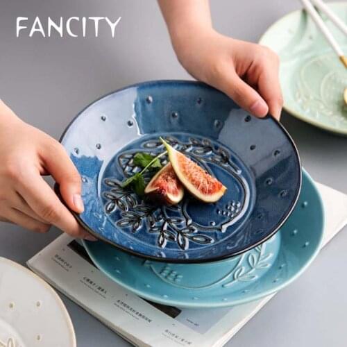 FANCITY 8 inch Retro Carved Pasta Plate Relief Bird Dinner Dish Deep Dish Round Accent Serving Plate Soup Plate Dinnerware Suppl