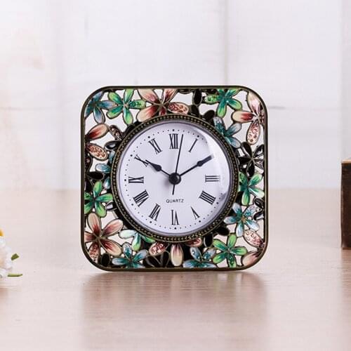 New Retro Metal Small Table Clock Home Decor Bar Cafe Clocks Hollow out Antique Table Watch Table Clock Desk Watch Gift