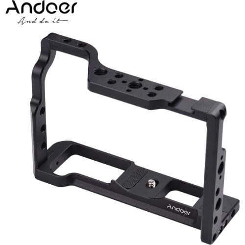 Andoer Aluminum Alloy Camera Cage Protective Vlog Cage Film Making System with Cold Shoe for Fill Light for Fujifilm X-T3 X-T2
