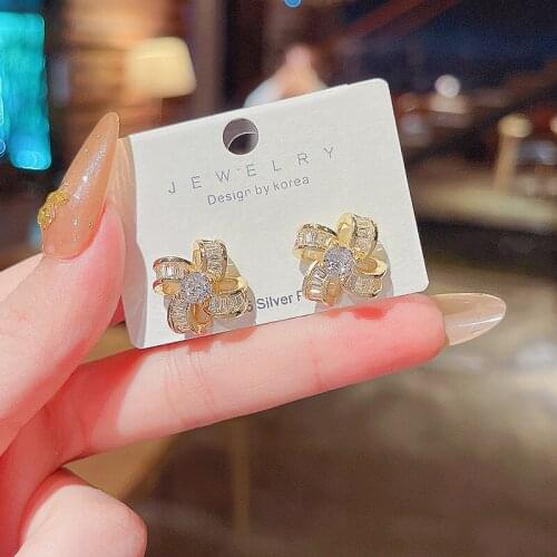 Delicate Windmill Earrings for Women Trendy Shiny Zircon Stud Earrings Female Fashion Golden Ear Jewelry Elegant Ear Studs Gifts