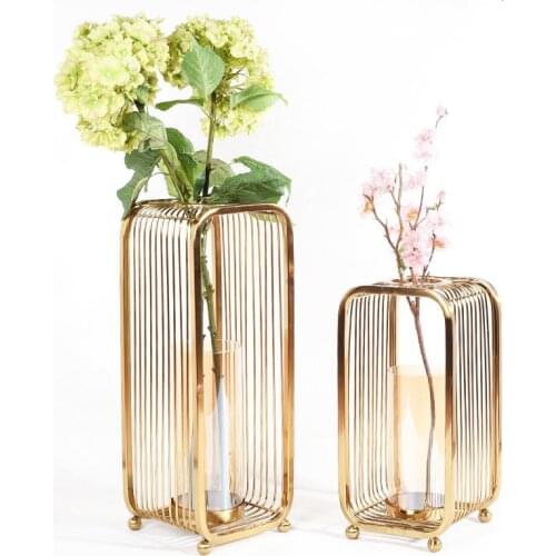Floor Vases Europe Metal Gold Flower Vase Geometric Shape Road Lead Hollow Flower Holder for Home/Wedding Decoration Gifts G039