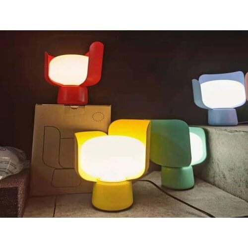 Nordic Modern Macaron Color Petal Lighting Designer Creative Bedroom Bedside Desk Childrens Room Decoration Table Lamp