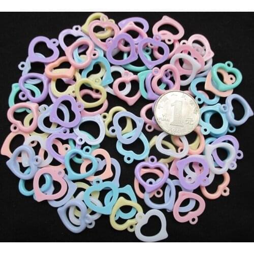 200pcs/lot New design cream effect acrylic heart pendant beads. DIY acura wedding decoration 181