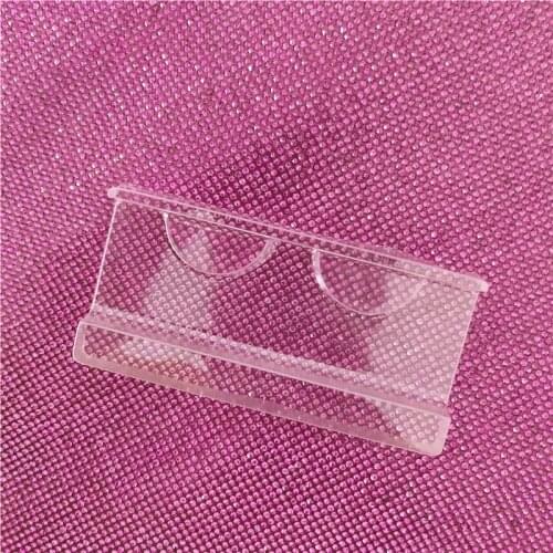 Wholesale 30pcs clear lash trays plastic triangletransparent mink lash holder eyelash tray for eyelash packaging box round case