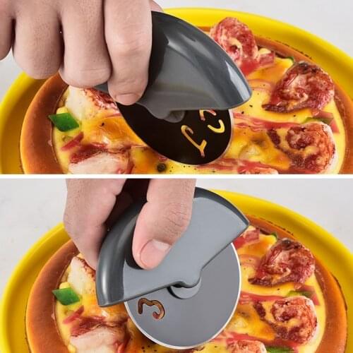 Stainless Steel Round Cutting Knife With Cover Pizza Roulette Rolling Dough Pizza Slicing Knife Baking Pizza Tool