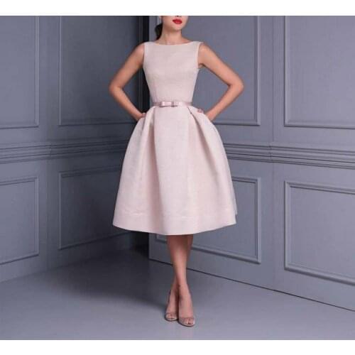 Vintage Pink Satin Evening Dresses with Pockets Sleeveless Zipper Back Pleated Abendkleider Formal Party Gown for Women