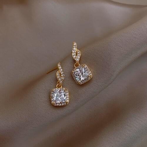 Exquisite luxury shiny copper inlaid zircon earrings Korean hot selling fashion jewelry elegant womens wedding party earrings