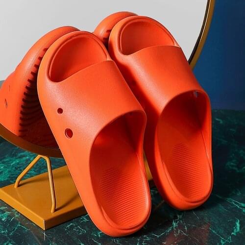 Indoor Comfortable Soft Sole Breathable slippers Men women Non-slip Bathroom Home Shoes Flat EVA Thick Slides Womens sandals