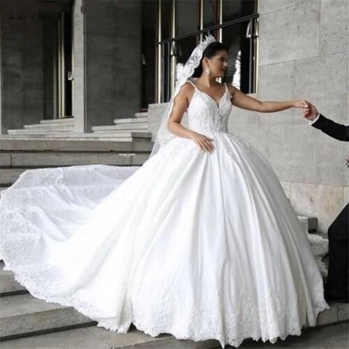 Vintage Satin Wedding Dresses 2021 Luxury Spaghetti Straps Dubai Lace Bridal Gowns Corset Back Plus Size Marriage Dress