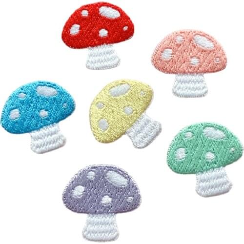100pcs/lot Small mushroom dot Embroidery Patch Clothing Decoration Sewing Accessories craft Diy Iron Heat Transfer Applique
