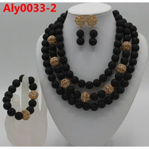 Exquisite Dubai gold Jewelry Set Wholesale Luxury Nigerian Woman Wedding Fashion African Beads Jewelry Set Costume Design