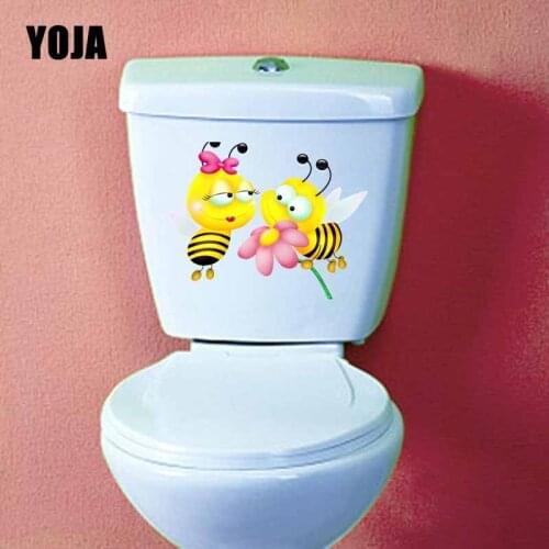 YOJA 22.5X17.9CM Cartoon Animal Mural Two Cute Little Bee Bedroom Home Decor Wall Sticker Toilet Decal T5-0955