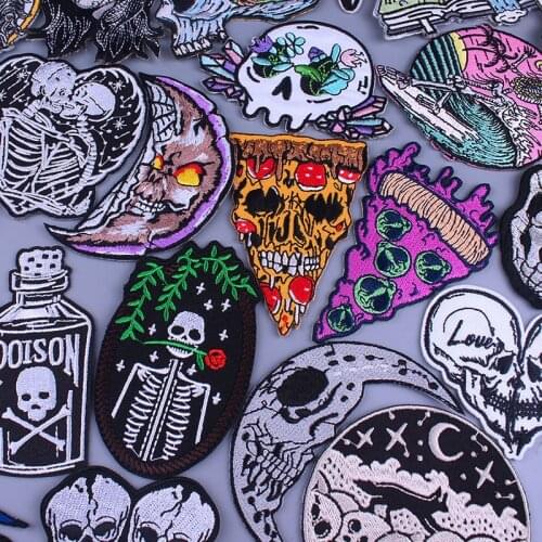 Skull Patch Embroidered For Clothing Rose Skeleton Sticker Iron On Patches For Clothes Moon Appliques Sewing Patch On T-Shirt