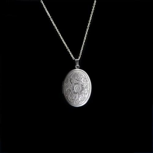 Everfast 1pc Lotus Flower Pendant Collar Necklaces Oval Lockets Stainless Steel Necklace Jewelry Accessories