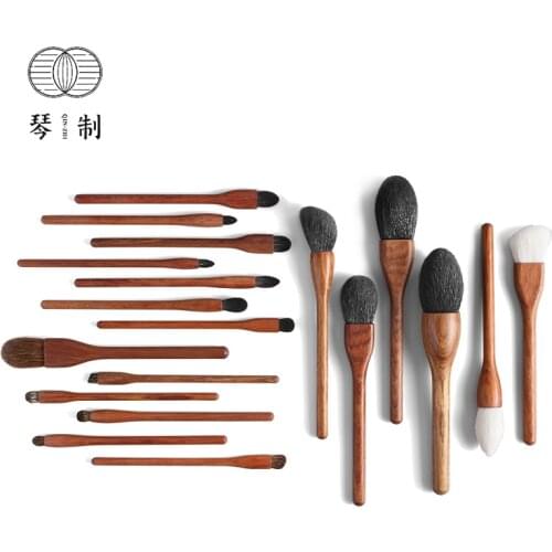 QINZHI Professional Handmade Make Up Brush Kit Face Powder Blush Eye Shadow Brush Soft Goat Horse Hair Makeup Brushes Set