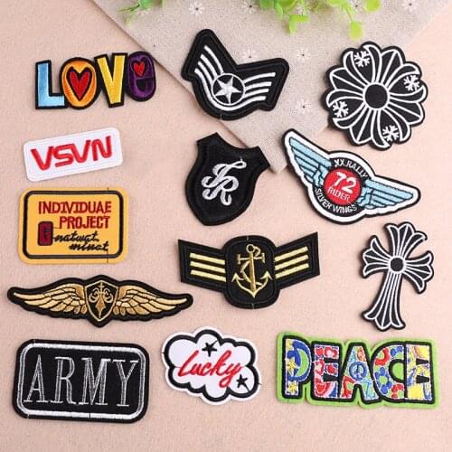 New Embroidered Patch Fashion Brand Popular Clothes DIY Decoration Embroidered Cloth Sticker Patch Labeling Iron on Patches